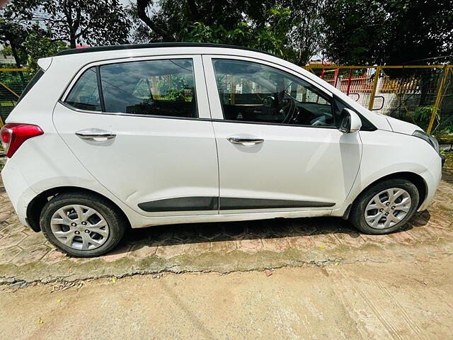 Used 2013 Hyundai Grand i10 in Indore