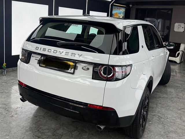 Used 2015 Land Rover Discovery in Delhi