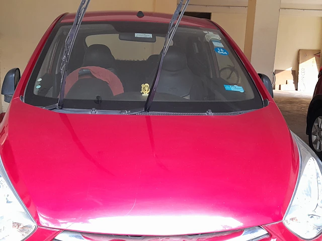 Second Hand Hyundai Eon Magna + in Kolkata