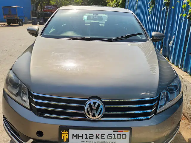 Used 2013 Volkswagen Passat in Mumbai