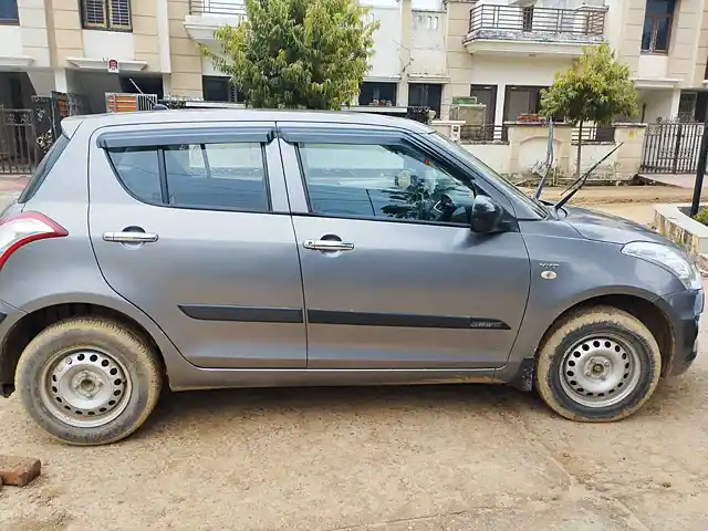 Used 2016 Maruti Suzuki Swift in Agra