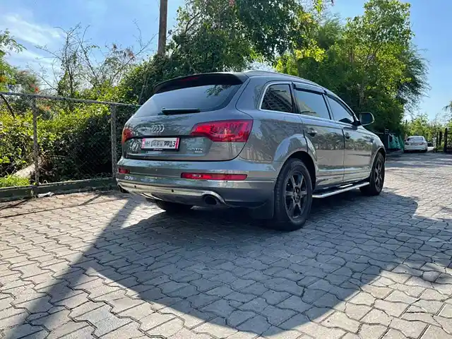 Used 2013 Audi Q7 in Mumbai