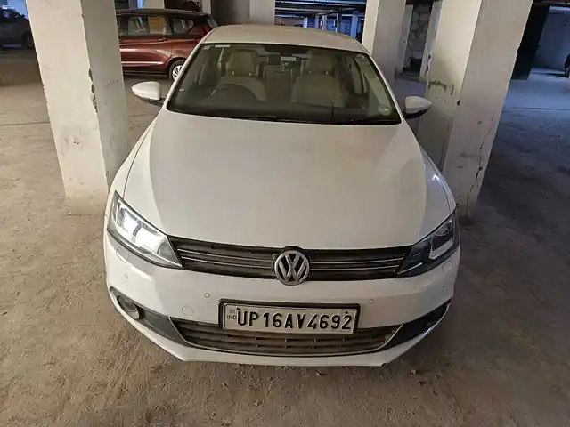 Used 2014 Volkswagen Jetta in Delhi