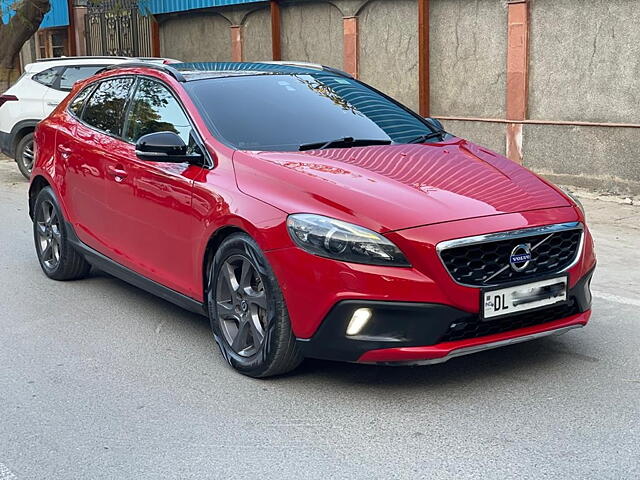 Used 2013 Volvo V40 Cross Country in Bangalore