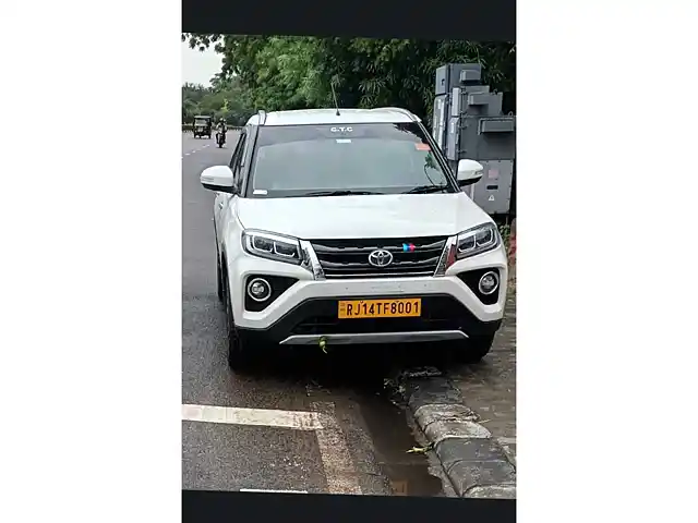 Used 2022 Toyota Urban Cruiser in Jaipur