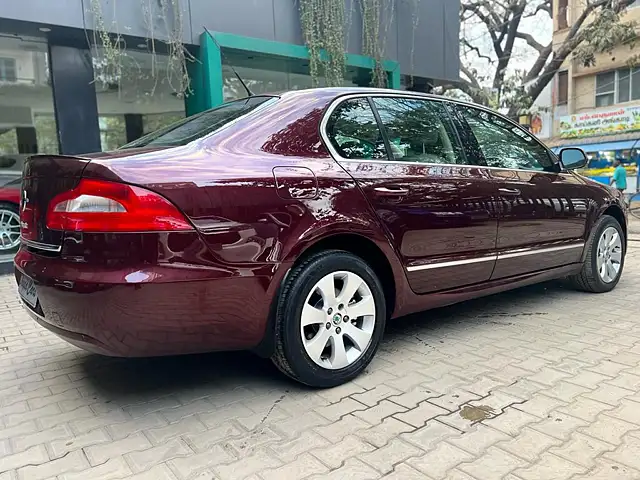Used 2014 Skoda Superb in Ambattur