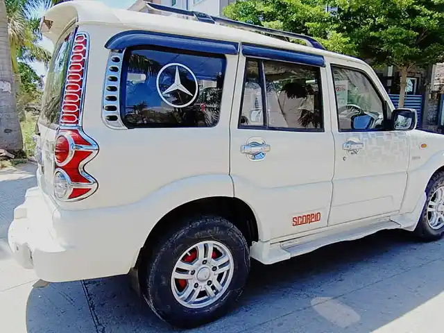 Used 2013 Mahindra Scorpio in Indore