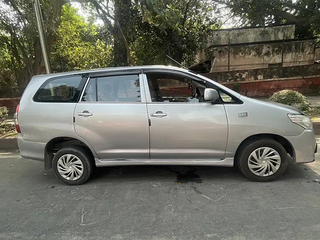 Used 2015 Toyota Innova in Delhi