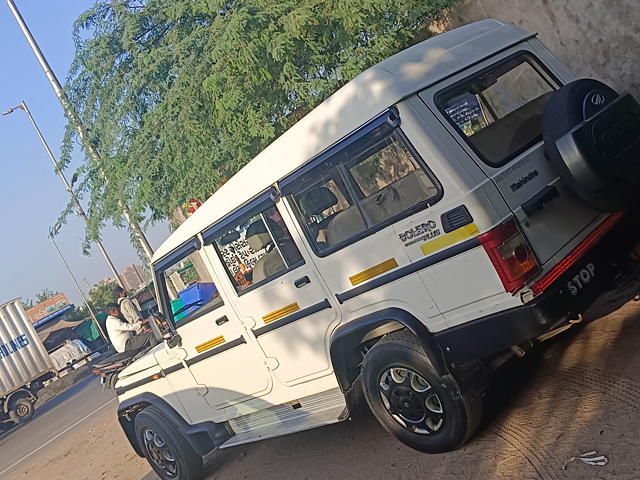 Used sales mahindra van