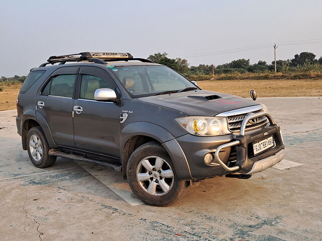 Used 2010 Toyota Fortuner in Mehsana