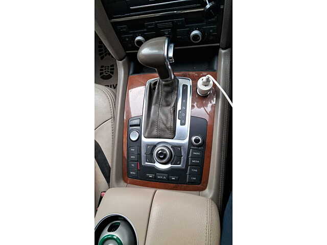 Used Audi Q7 [2010 - 2015] 3.0 TDI quattro Technology Pack in Delhi