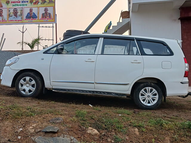 Used 2016 Toyota Innova in Gwalior