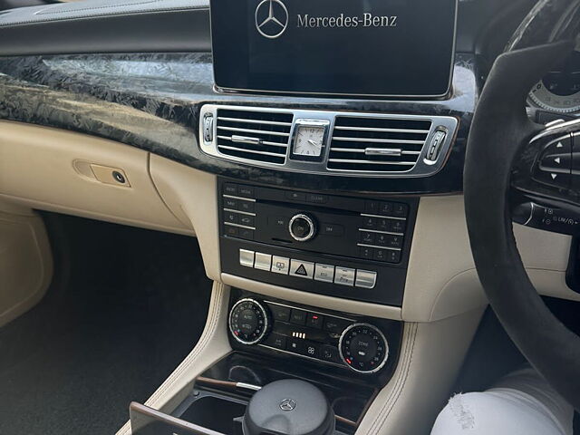 Used Mercedes-Benz CLA [2015-2016] 200 Petrol Sport  (CBU) in Hyderabad