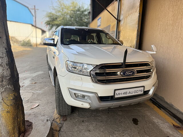 Used 2016 Ford Endeavour in Panvel