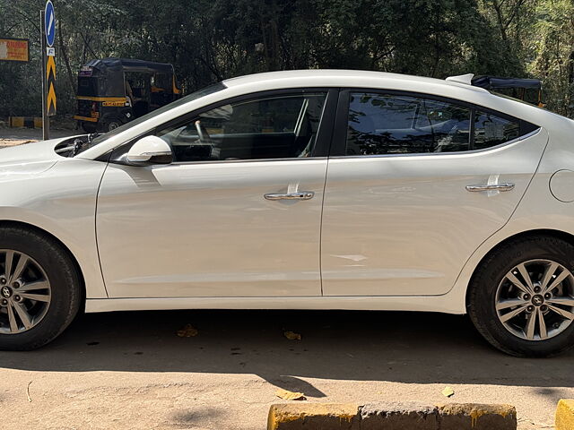 Used Hyundai Elantra [2016-2019] 1.6 SX MT in Mumbai