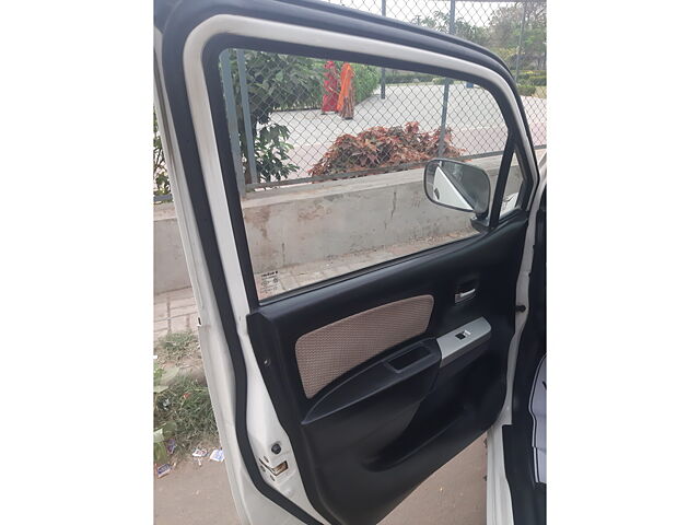 Used Maruti Suzuki Wagon R 1.0 [2014-2019] LXI CNG in Ahmedabad