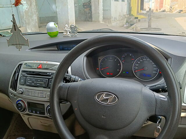 Used Hyundai i20 [2012-2014] Magna 1.4 CRDI in Vadodara