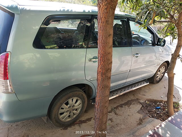Used Toyota Innova [2009-2012] 2.5 GX 7 STR BS-IV in Chikkaballapur