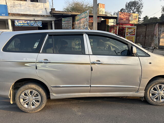 Used Toyota Innova [2015-2016] 2.5 G BS III 8 STR in Gorakhpur