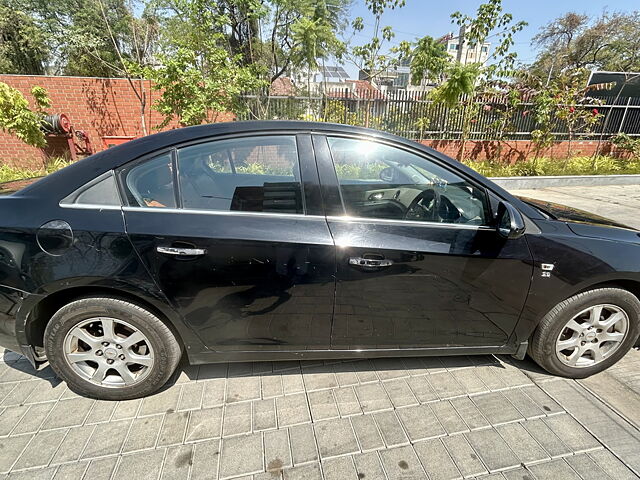 Used 2010 Chevrolet Cruze in Ahmedabad