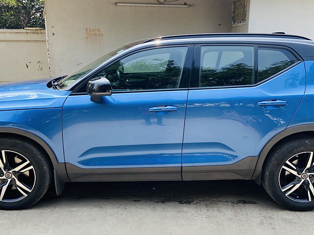 Used 2020 Volvo XC40 in Hyderabad