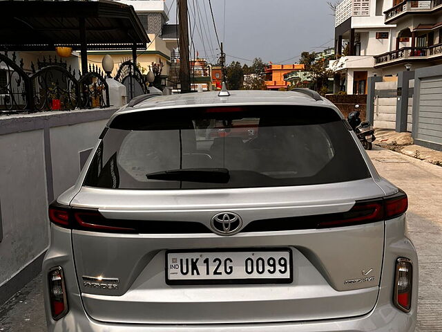 Used Toyota Urban Cruiser Hyryder V AT NeoDrive in Dehradun