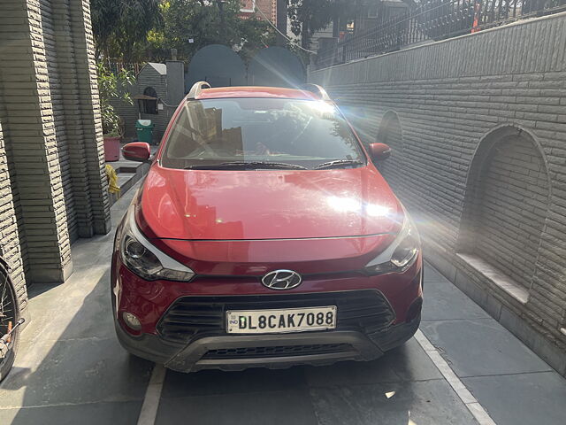 Used 2015 Hyundai i20 Active in Delhi