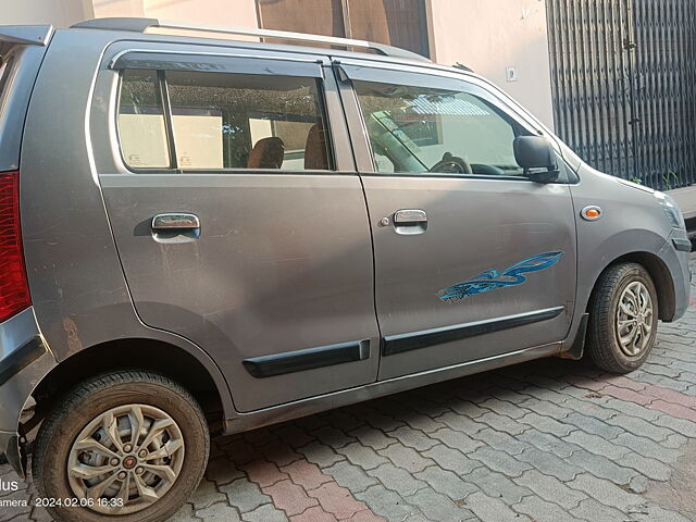 Used Maruti Suzuki Wagon R 1.0 [2010-2013] LXi in Ashoknagar