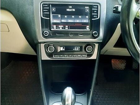 Used Volkswagen Vento Highline Plus 1.2 (P) AT in Chennai