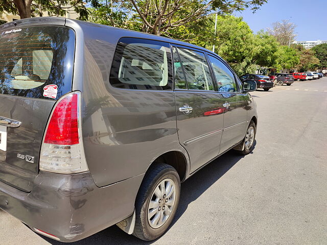Used Toyota Innova [2009-2012] 2.5 VX 8 STR in Bangalore