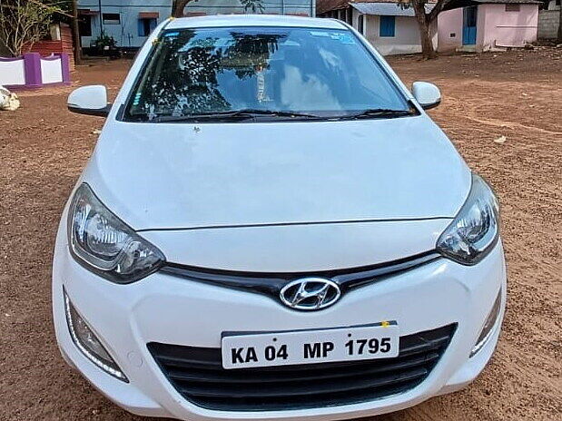 Used Hyundai i20 [2012-2014] Sportz 1.2 in Thiruvananthapuram