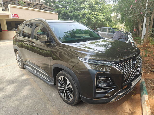 Used 2023 MG Hector Plus in Bangalore