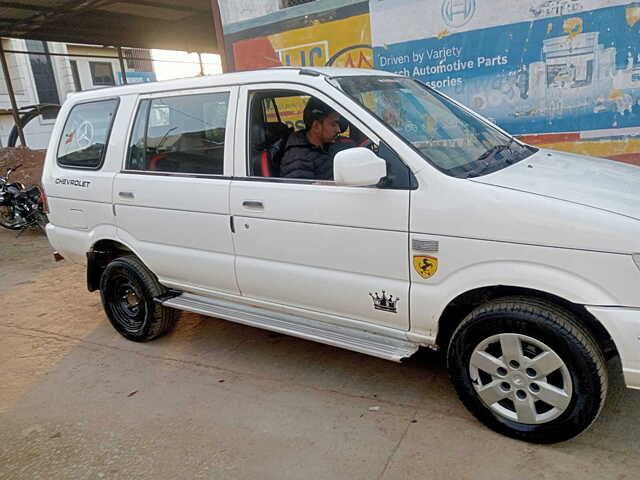 Used Chevrolet Tavera NY Elite LS - B3 10-Seater - BS III in Neemuch