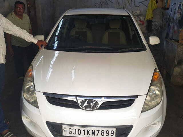 Used 2011 Hyundai i20 in Ahmedabad