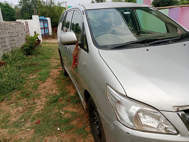 Used 2013 Toyota Innova in Bhubaneswar