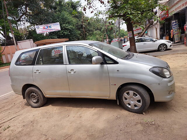 Used 2006 Toyota Innova in Delhi