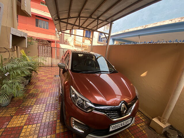 Used Renault Captur [2017-2019] RXT Diesel Dual Tone in Bhubaneswar