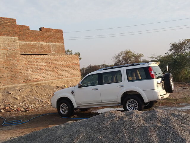 Used Ford Endeavour [2009-2014] 3.0L 4x4 AT in Jamnagar
