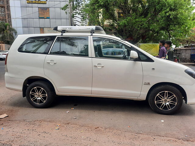 Used Toyota Innova [2009-2012] 2.5 GX 8 STR BS-IV in Ahmedabad