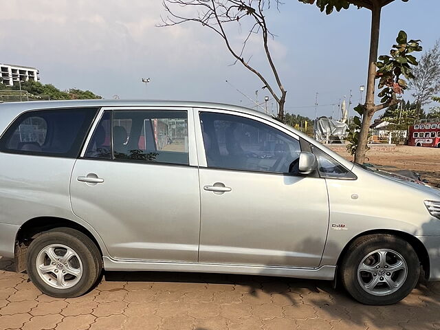 Used Toyota Innova [2009-2012] 2.5 GX 7 STR in Mangalore