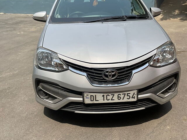 Used Toyota Platinum Etios V in Delhi