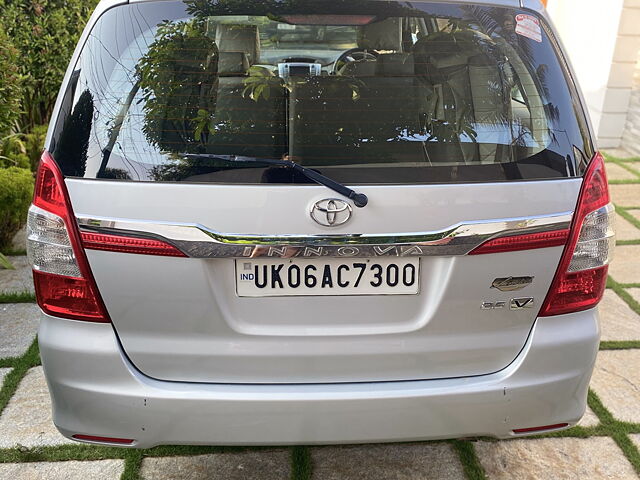 Used Toyota Innova [2013-2014] 2.5 VX 8 STR BS-IV in Changanassery