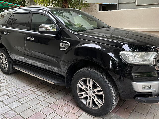 Used 2016 Ford Endeavour in Nanded