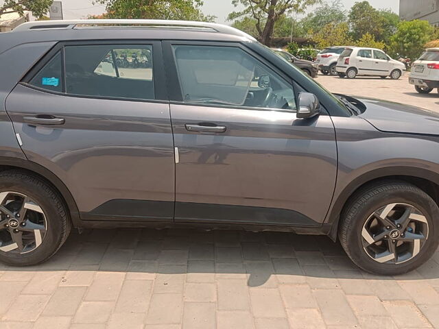 Used 2020 Hyundai Venue in Bharuch