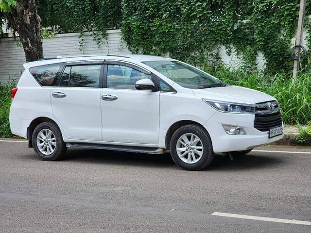 Used Toyota Innova Crysta [2016-2020] 2.4 V Diesel in Chandigarh