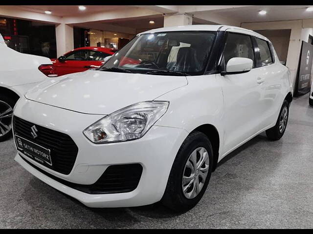 Used Maruti Suzuki Swift [2018-2021] VXi AMT in Delhi