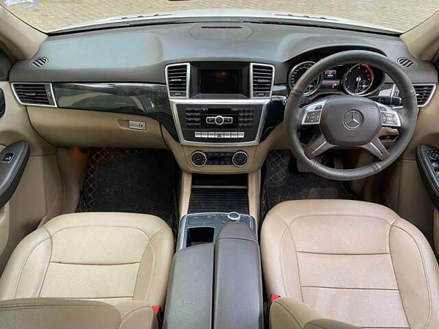 Used Mercedes-Benz M-Class ML 250 CDI in Delhi