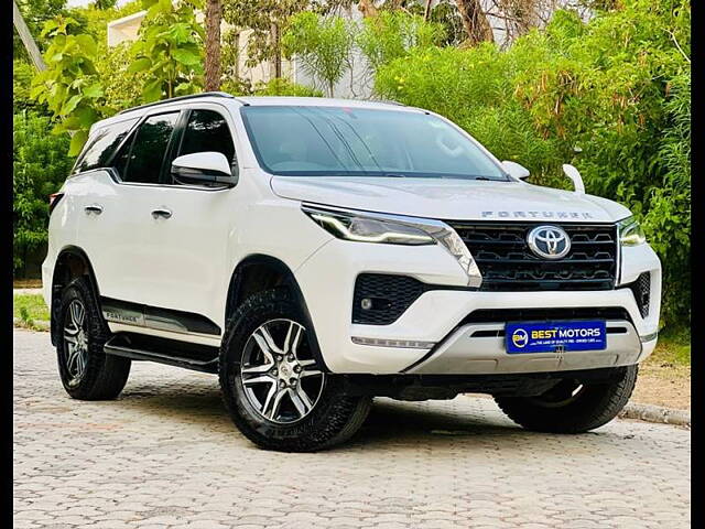 Used Toyota Fortuner 4X2 MT 2.8 Diesel in Ahmedabad