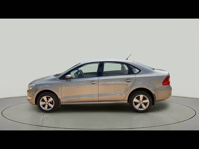 Used Skoda Rapid Style 1.6 MPI AT in Hyderabad