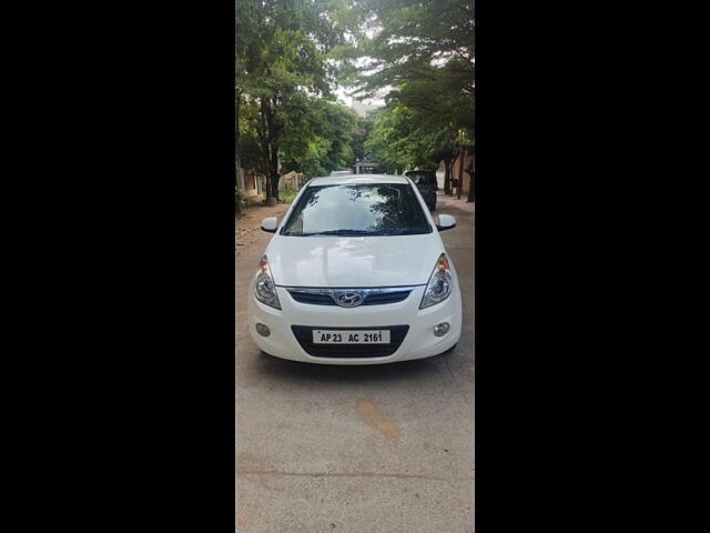 Used 2011 Hyundai i20 in Hyderabad